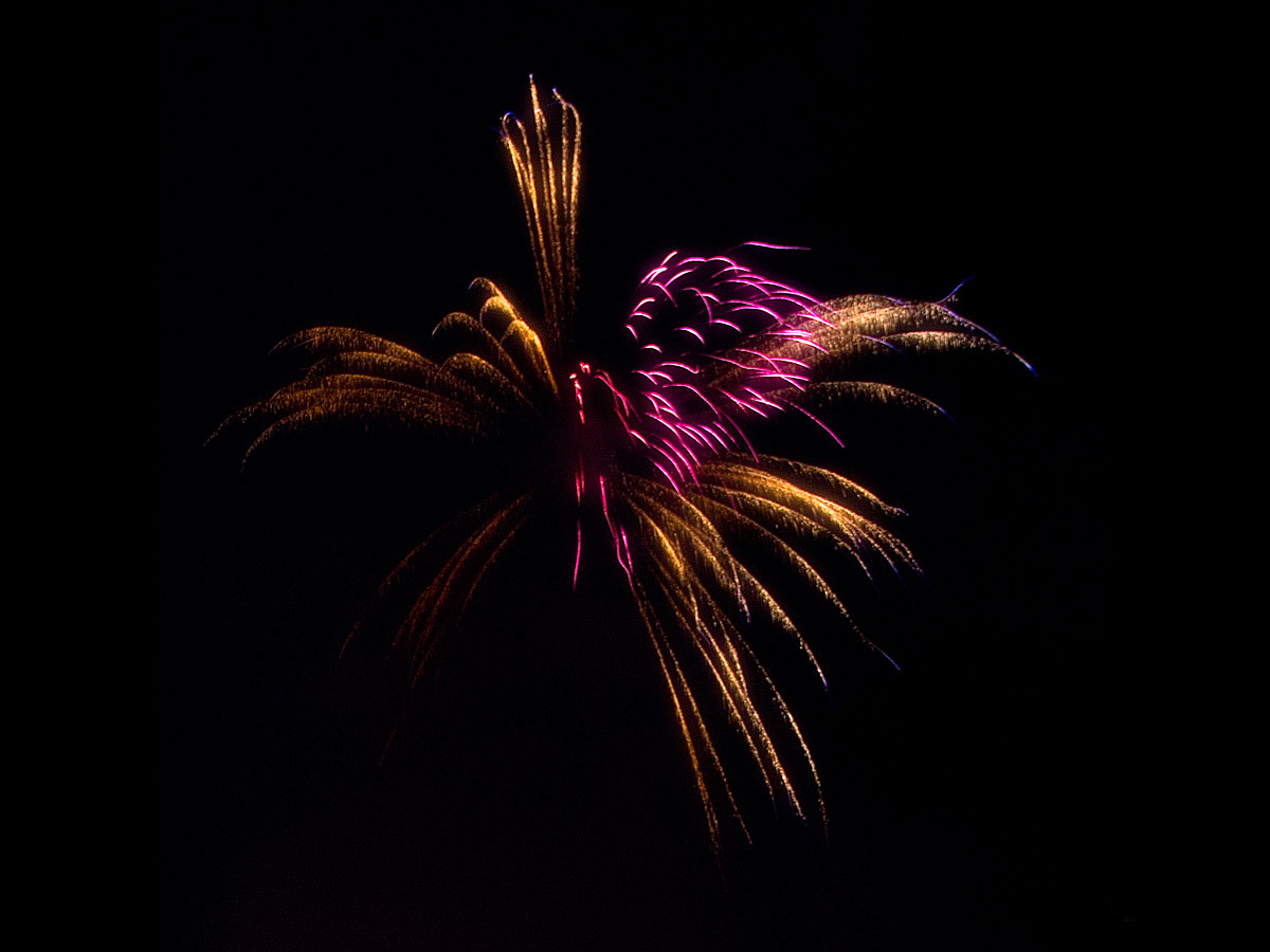 landscape photography, fireworks photography, new years eve 2017, Geelong waterfront, Geelong, Victoria, Australia